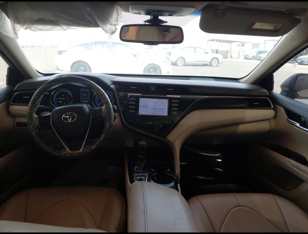 تويوتا كامري GLE HEV 2020 image