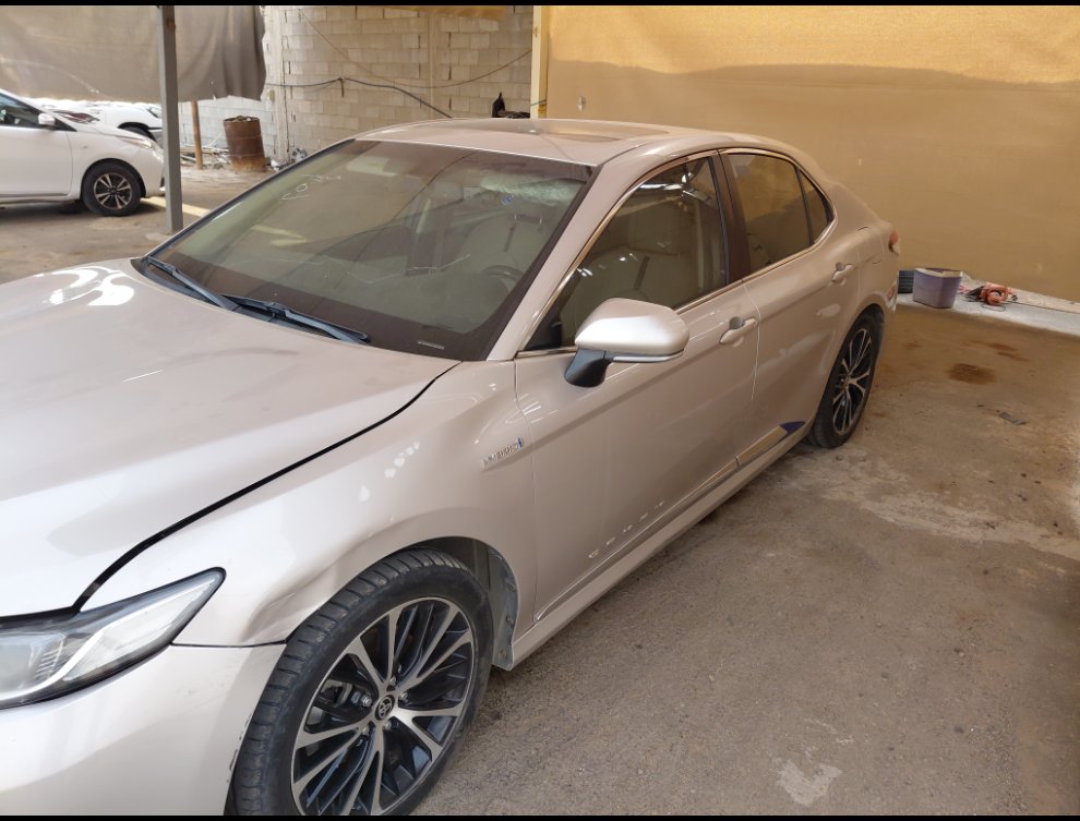 تويوتا كامري GLE HEV 2020 image