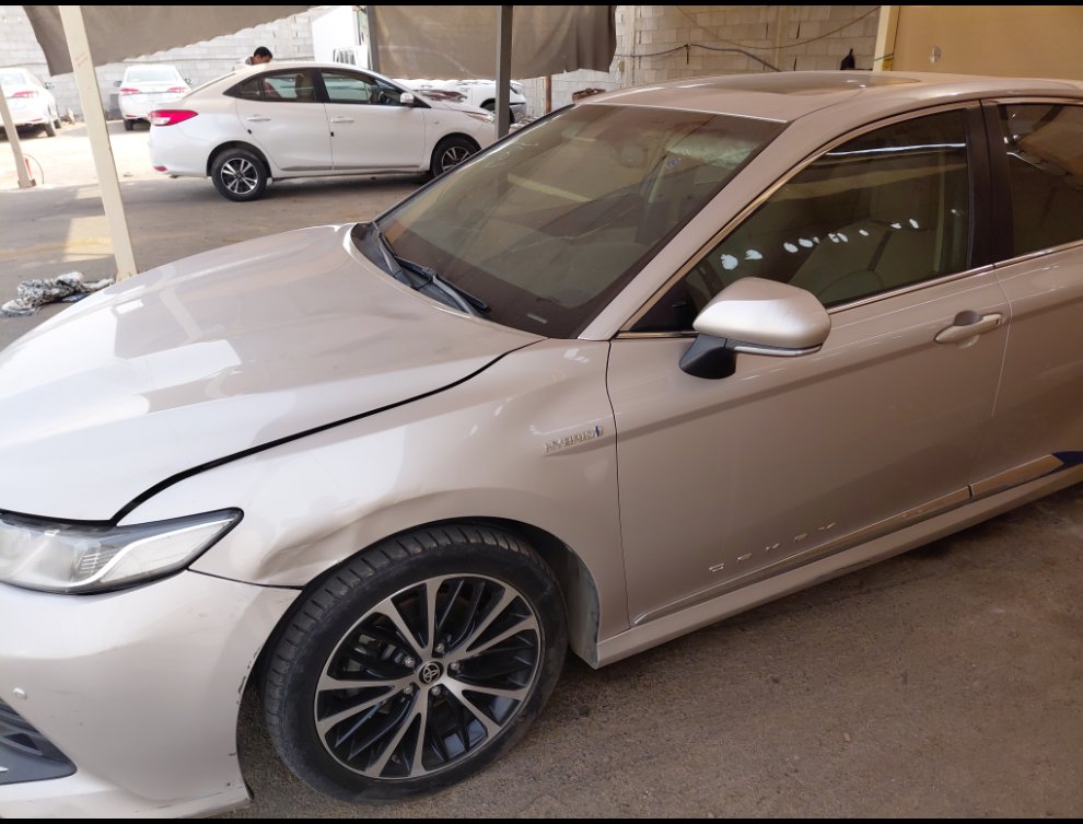 تويوتا كامري GLE HEV 2020 image