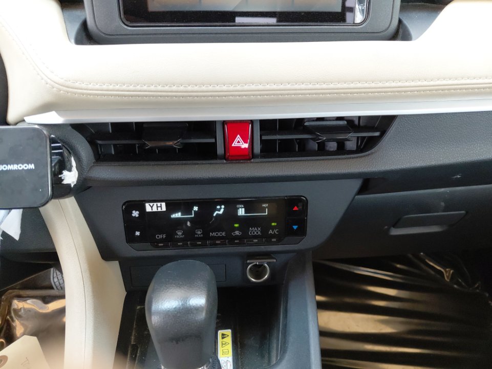 تويوتا يارس SD Y PLUS 2023 image