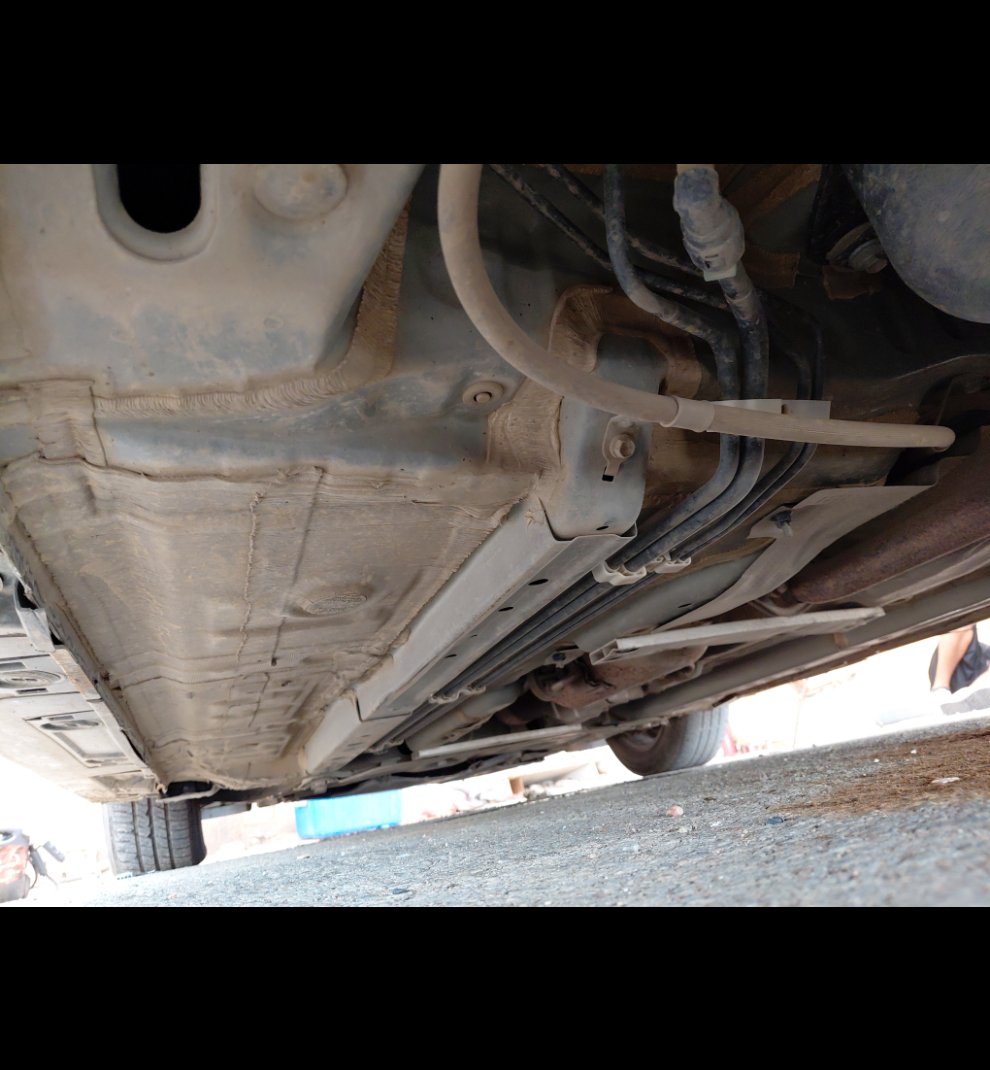 Toyota Corolla XLI _ Hold _ للتاكد من التصوير 2023 image