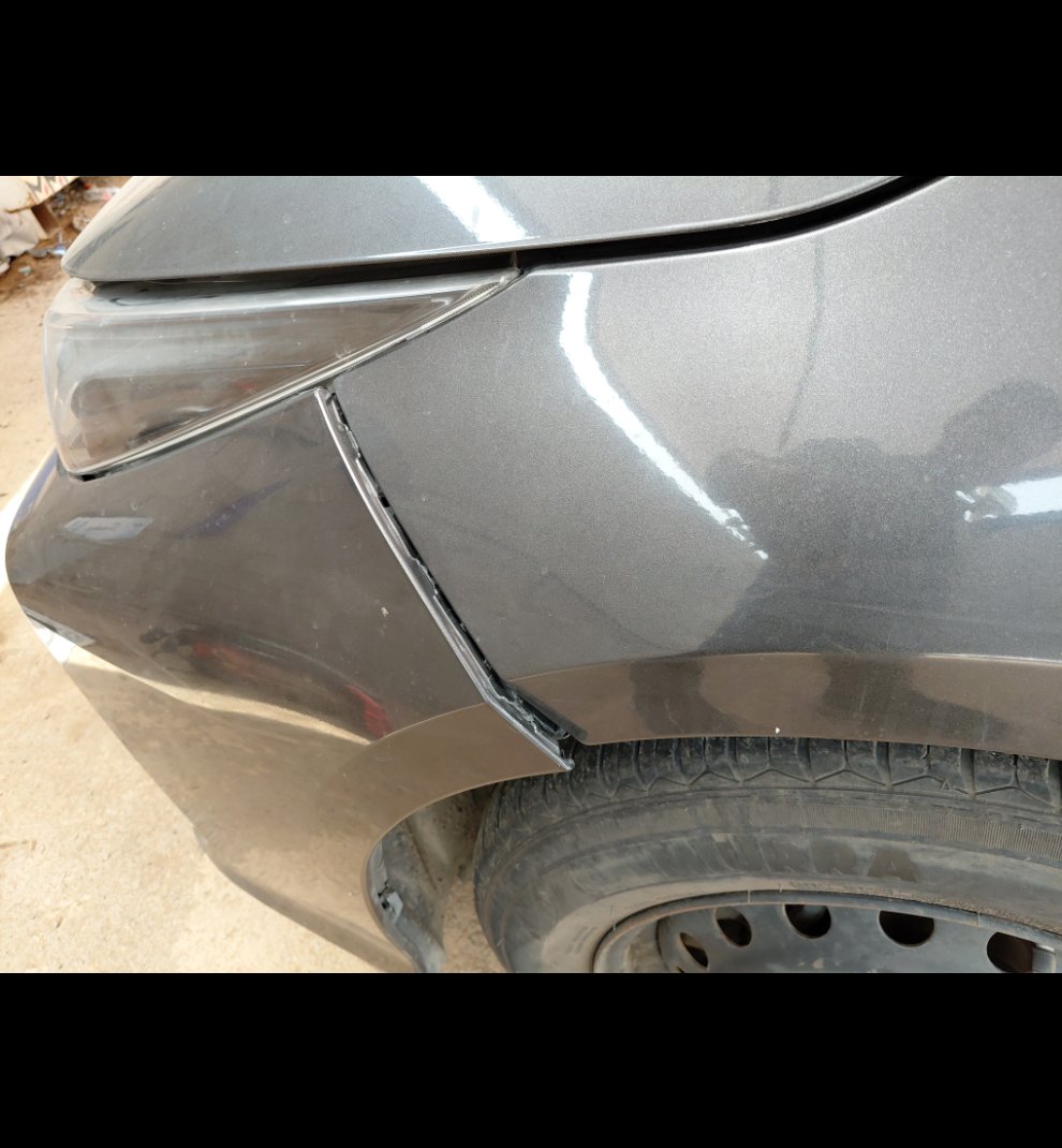 Toyota Corolla XLI _ Hold _ للتاكد من التصوير 2023 image