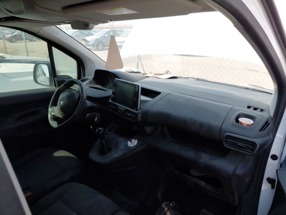 Peugeot  Partner  2023 image