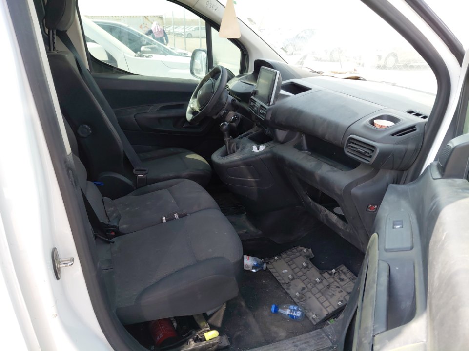 Peugeot  Partner  2023 image