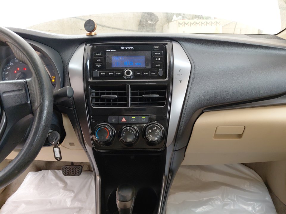 تويوتا يارس SD Y FLT 2022 image