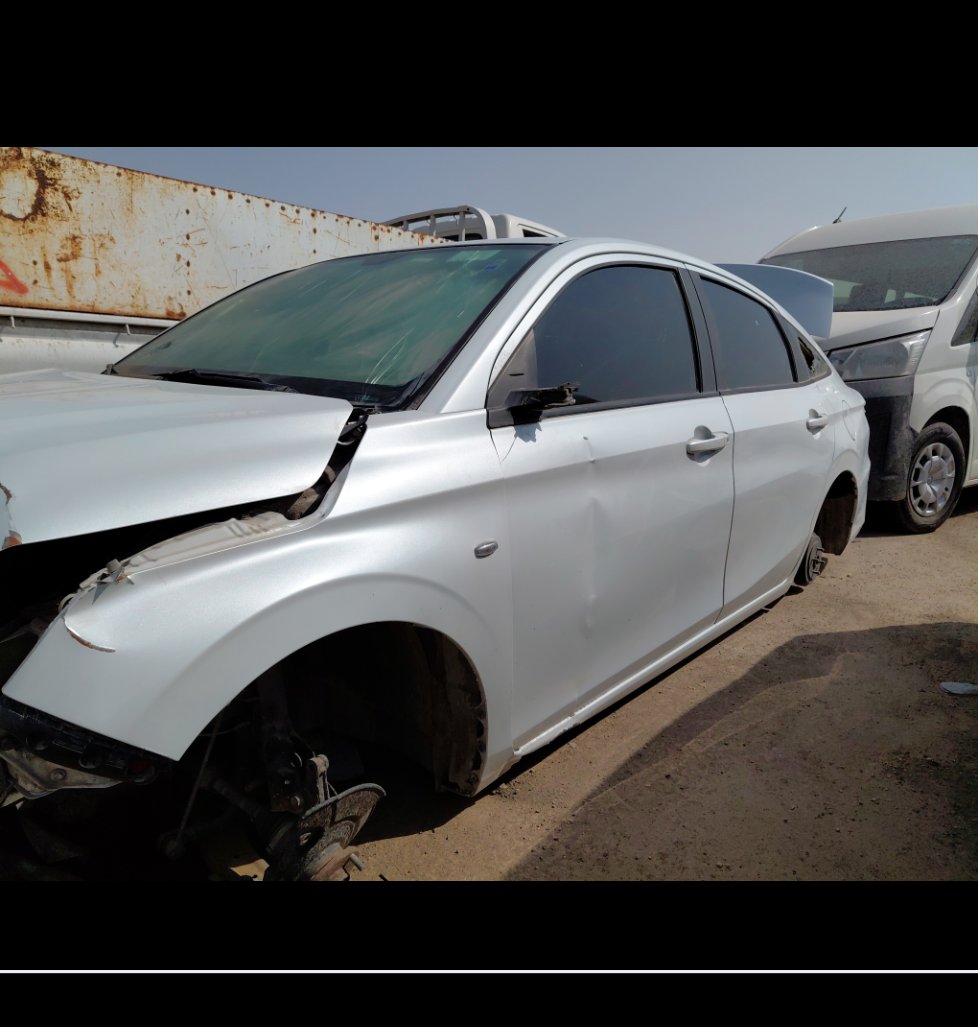 تويوتا يارس تالف  2023 image