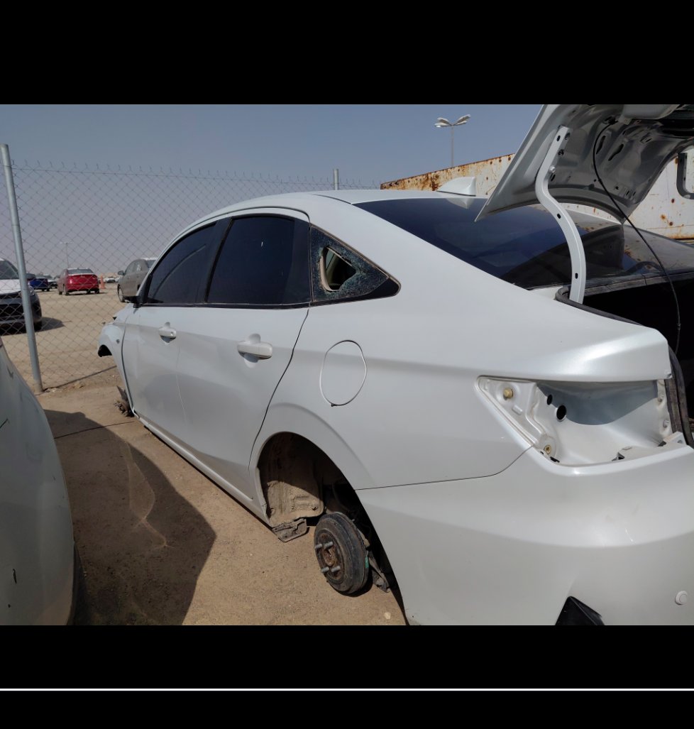 تويوتا يارس تالف  2023 image