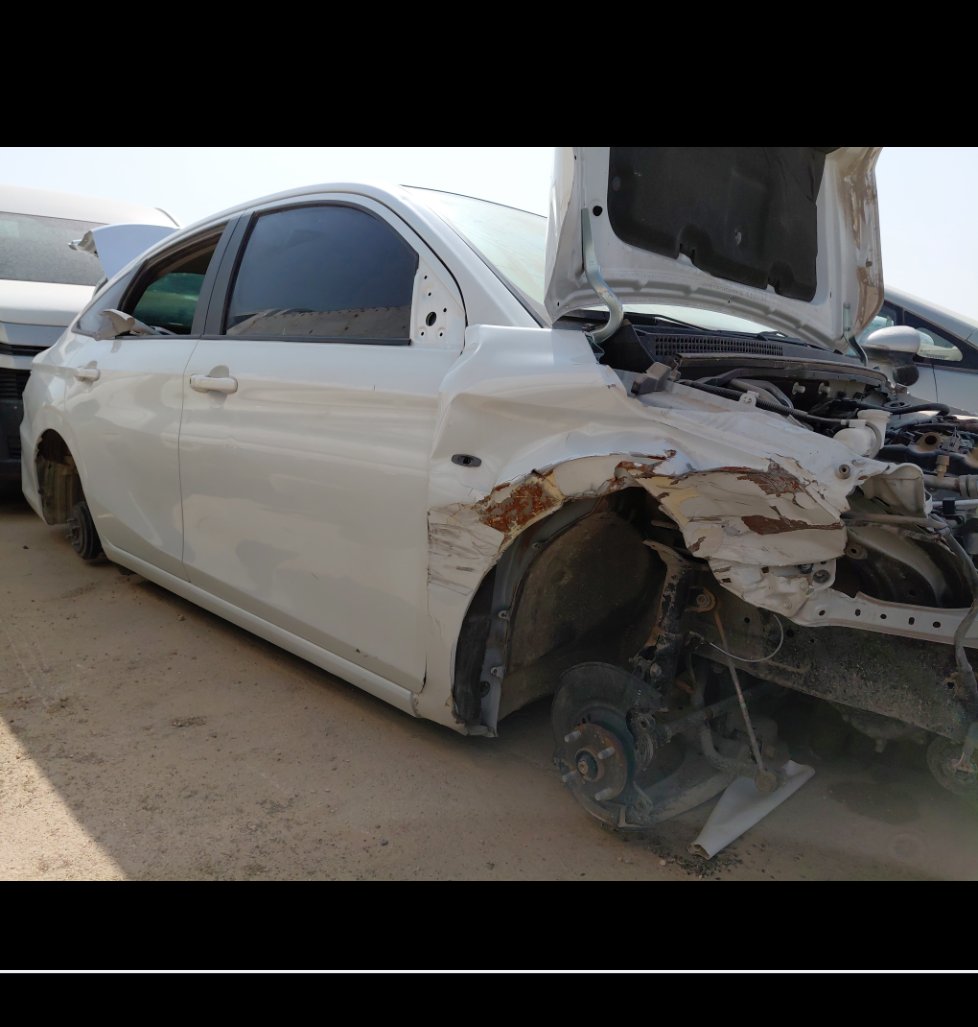 تويوتا يارس تالف  2023 image