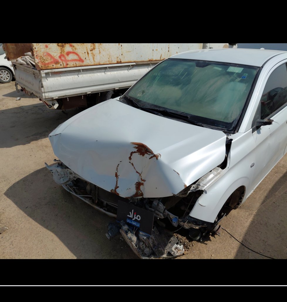 تويوتا يارس تالف  2023