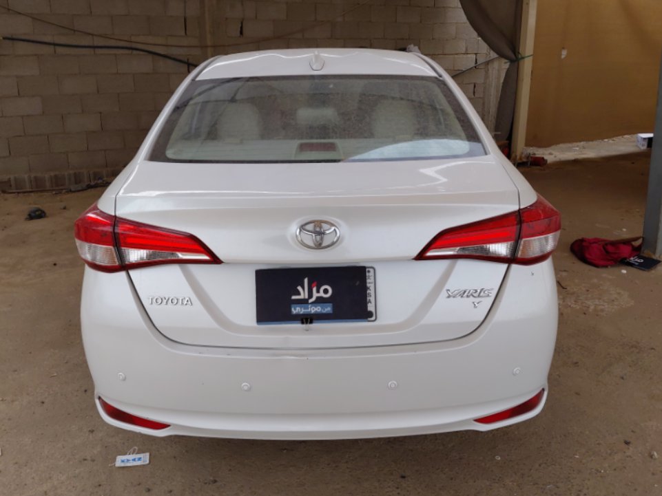 تويوتا يارس SD Y FLT 2022 image