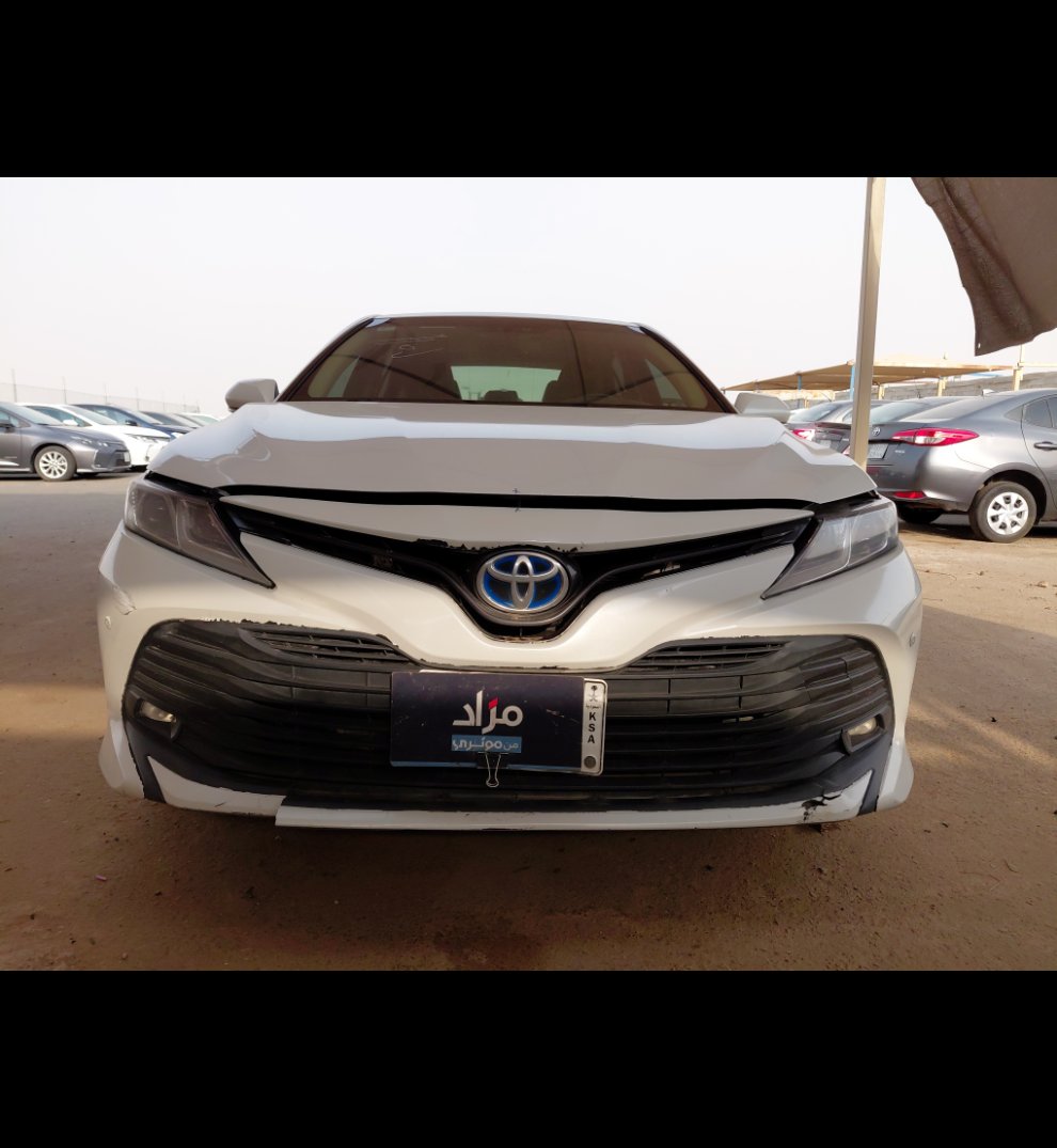 Toyota Camry GLE HEV 2020 image