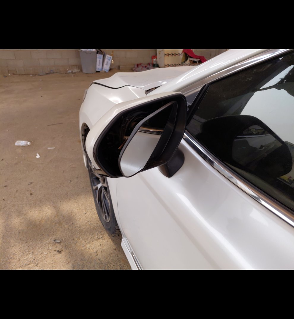 Toyota Camry GLE HEV 2020 image