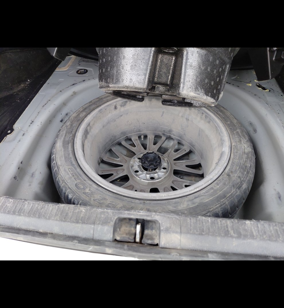 Toyota Camry GLE HEV 2020 image