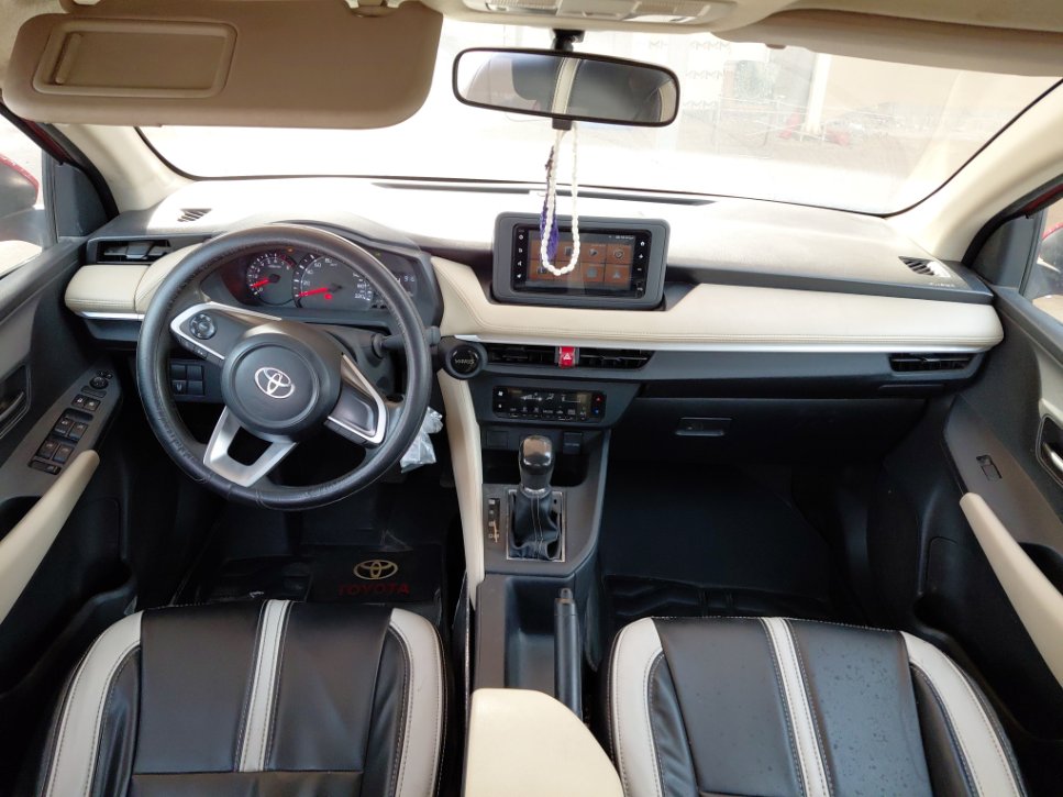 تويوتا يارس SD Y 2023 image