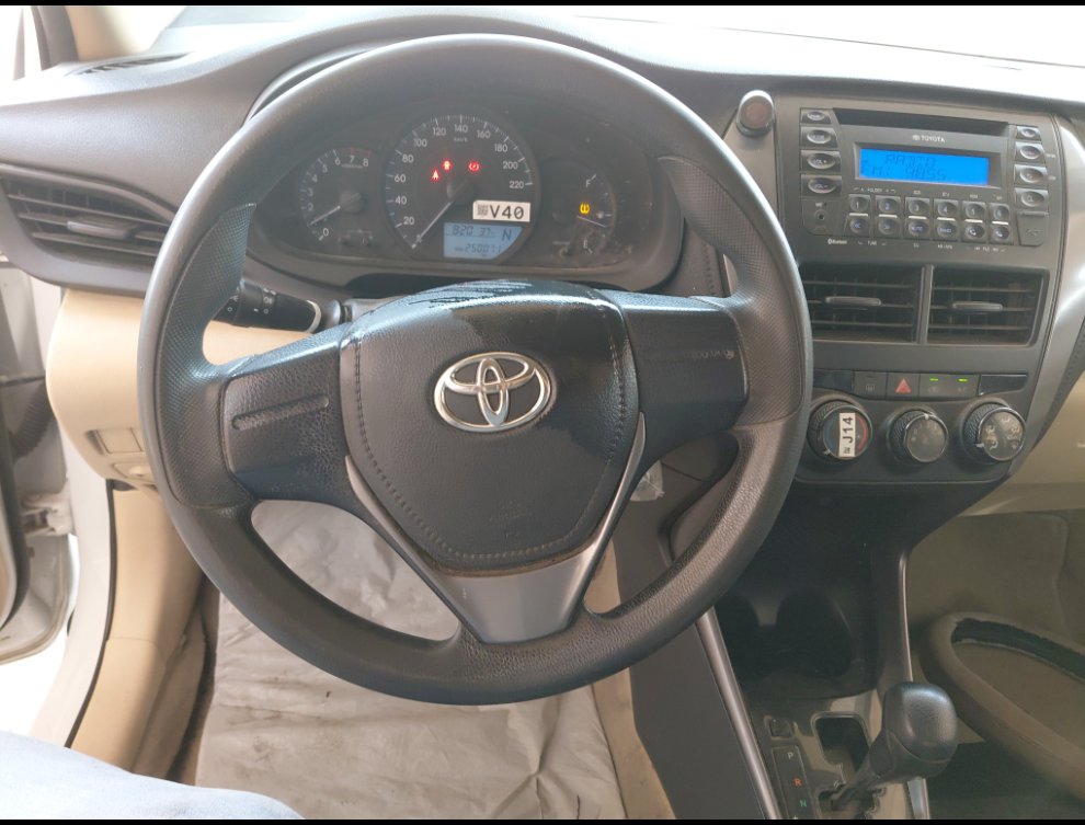 تويوتا يارس SD Y FLT 2021 image