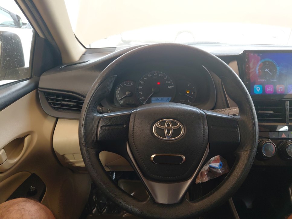 تويوتا يارس SD Y FLT 2022 image