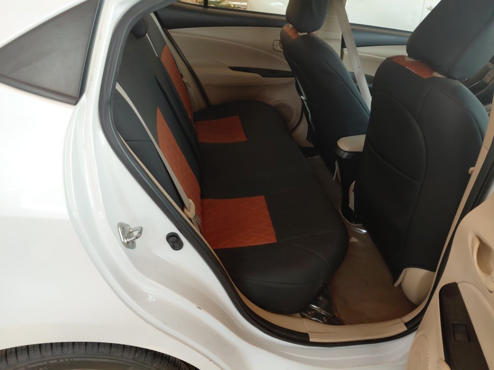 تويوتا يارس SD Y FLT 2022 image