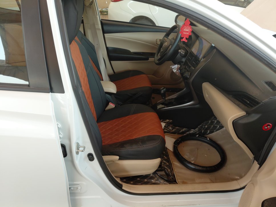 تويوتا يارس SD Y FLT 2022 image