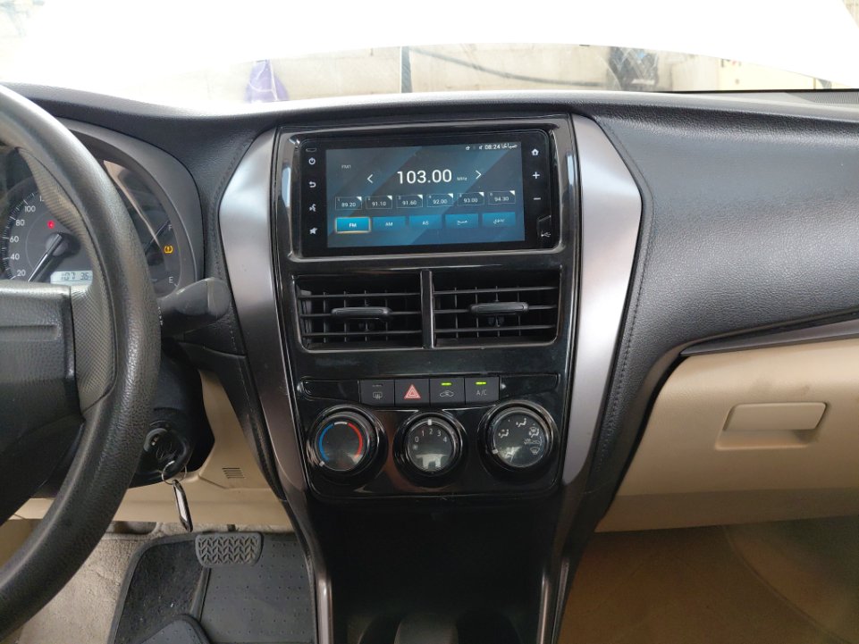 تويوتا يارس SD Y FLT 2022 image