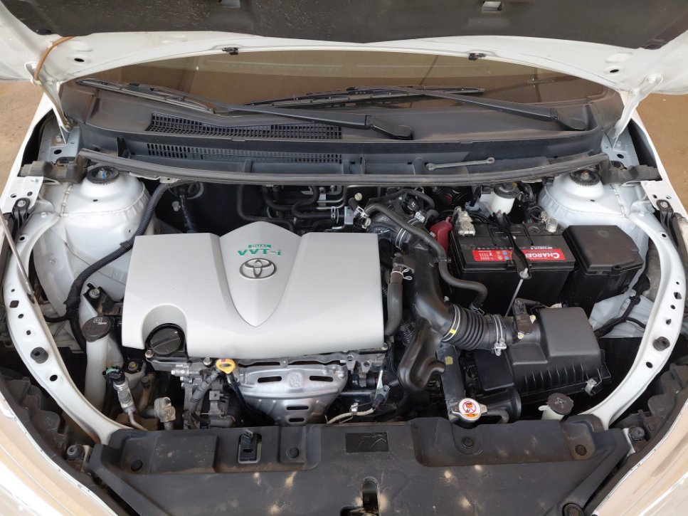 تويوتا يارس SD Y FLT 2022 image