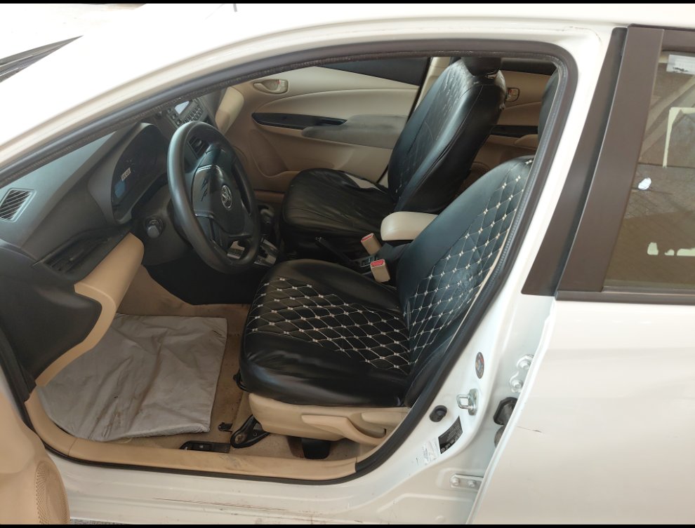 تويوتا يارس SD Y FLT 2021 image