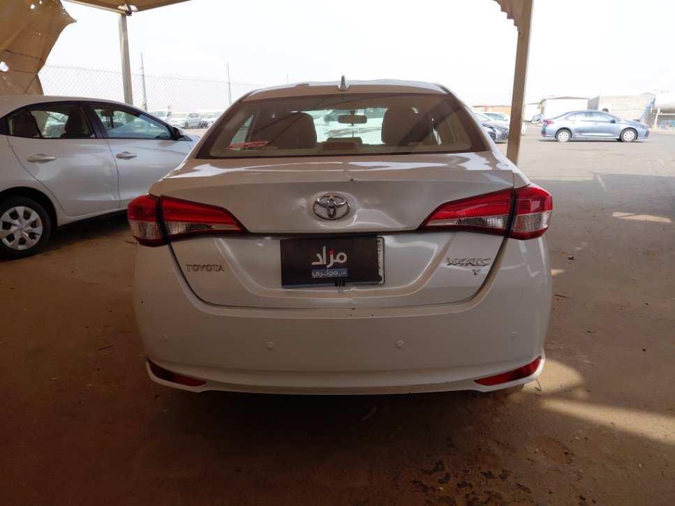 تويوتا يارس SD Y FLT 2022 image