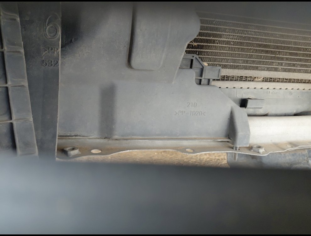 تويوتا يارس SD Y FLT 2021 image