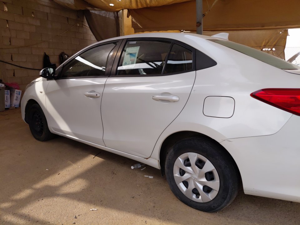 تويوتا يارس SD Y FLT 2022 image