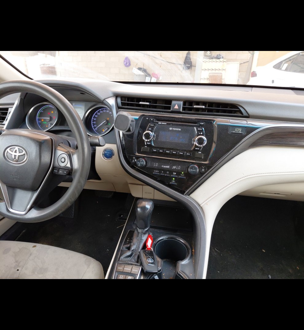 تويوتا كامري LE HEV 2019 image