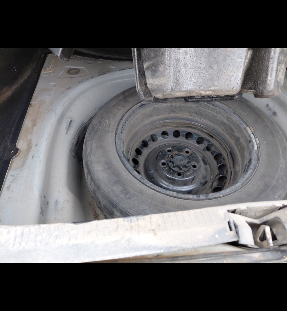 تويوتا كامري LE HEV 2019 image