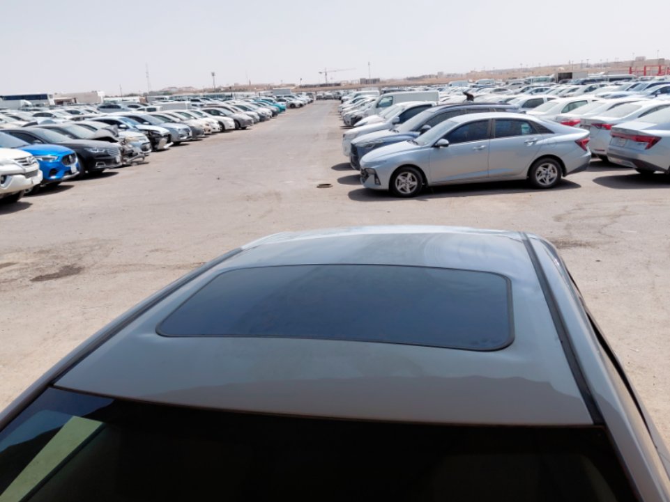 تويوتا كورولا XLI EXECUTIVE M/R 2023 image