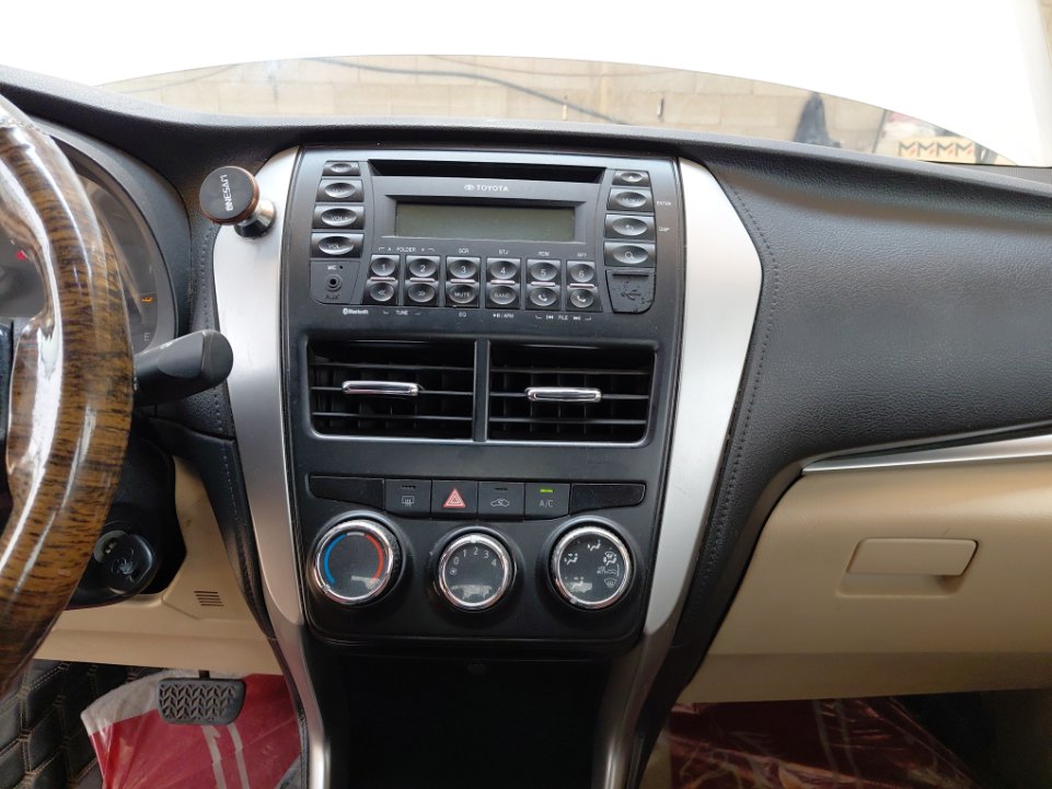 تويوتا يارس SD Y 2019 image