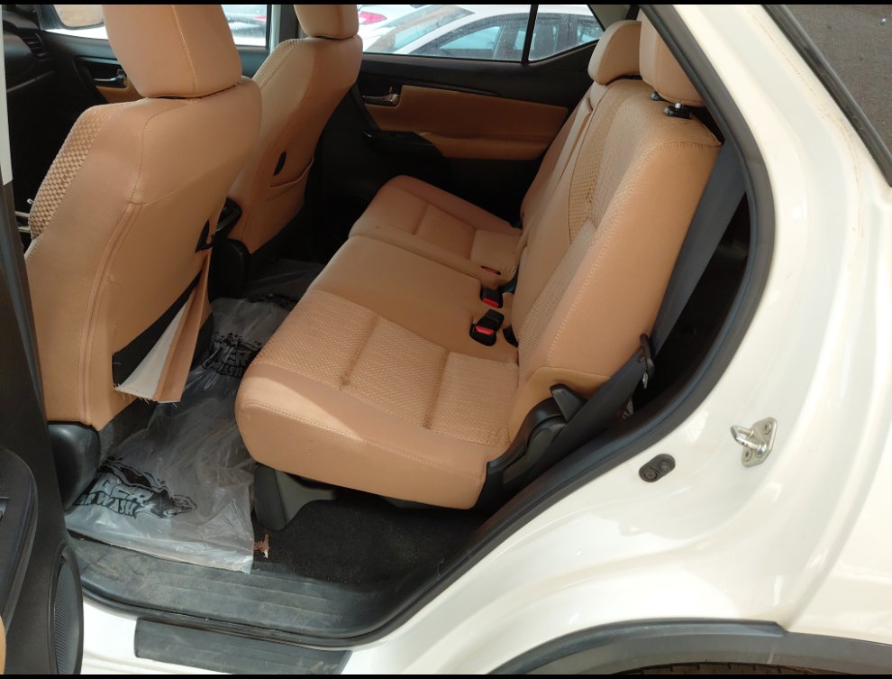 تويوتا فورتشنر GX2 2021 image