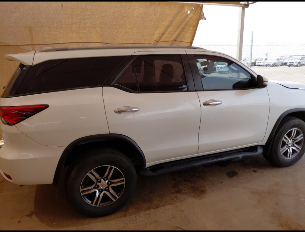 تويوتا فورتشنر GX2 2021 image