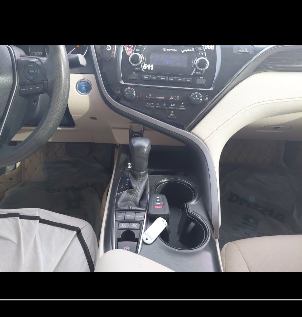 تويوتا كامري LE HEV 2019 image