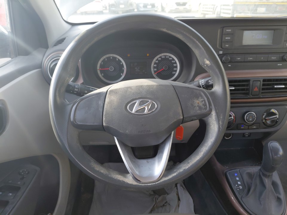 هيونداي i10 جراند GL 2022 image