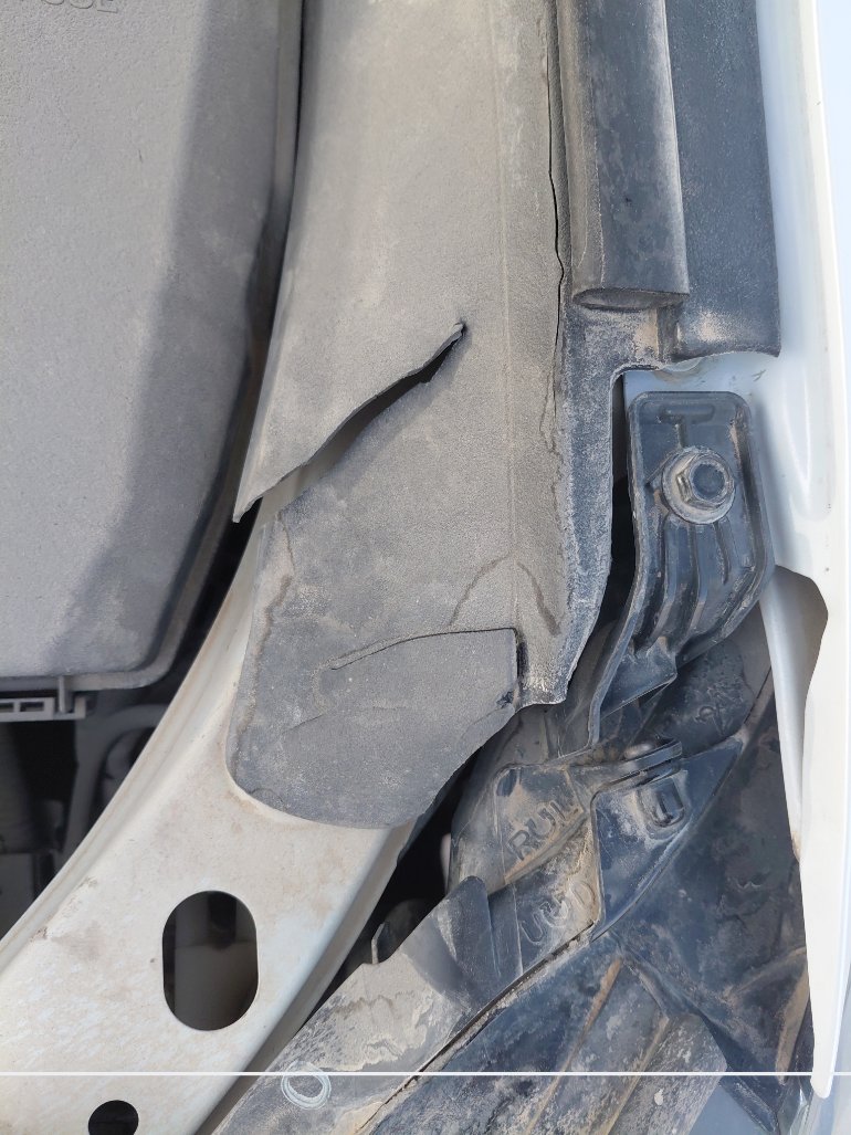 تويوتا كامري LE HEV 2019 image