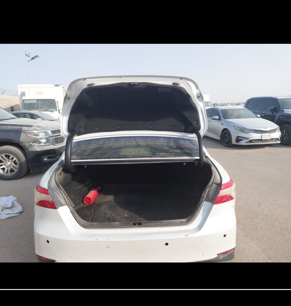 تويوتا كامري LE HEV 2019 image