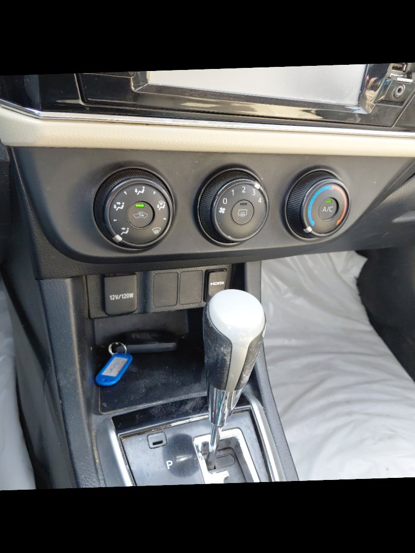 تويوتا كورولا GLI 2015 image