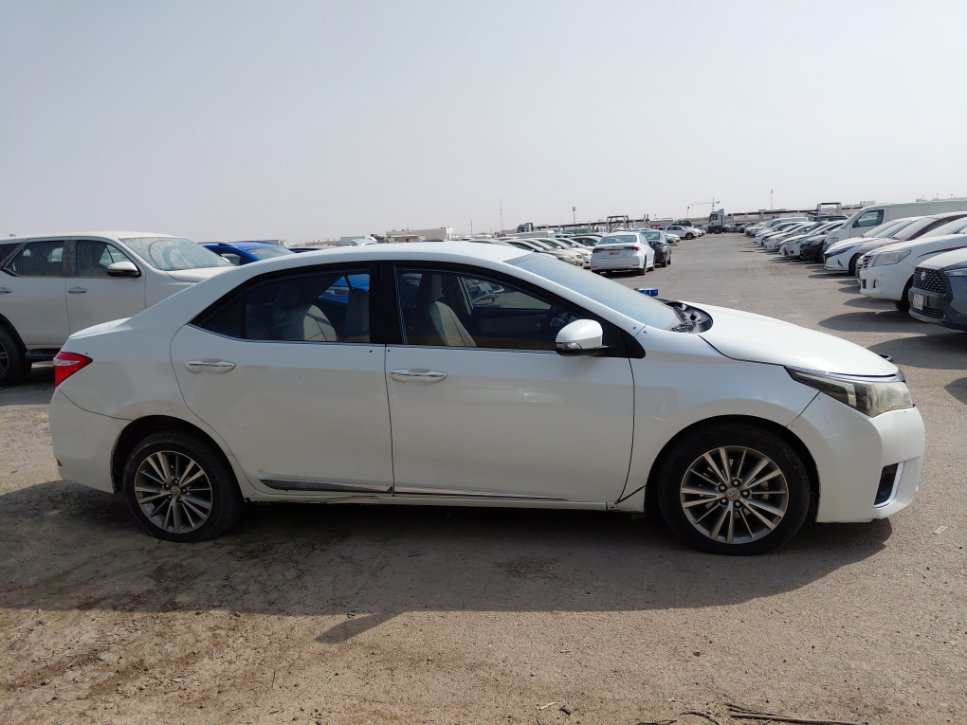 تويوتا كورولا GLI 2015 image