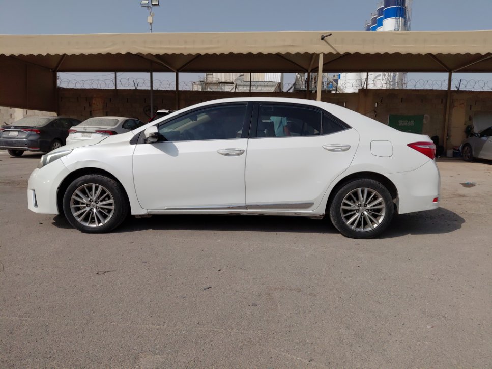 تويوتا كورولا GLI 2015 image