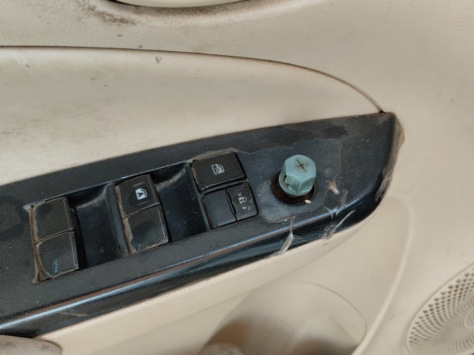 تويوتا يارس SD Y FLT 2021 image