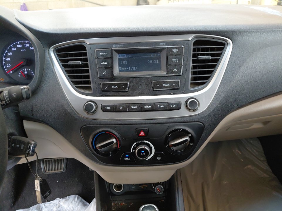 هيونداي أكسنت GL 2020 image