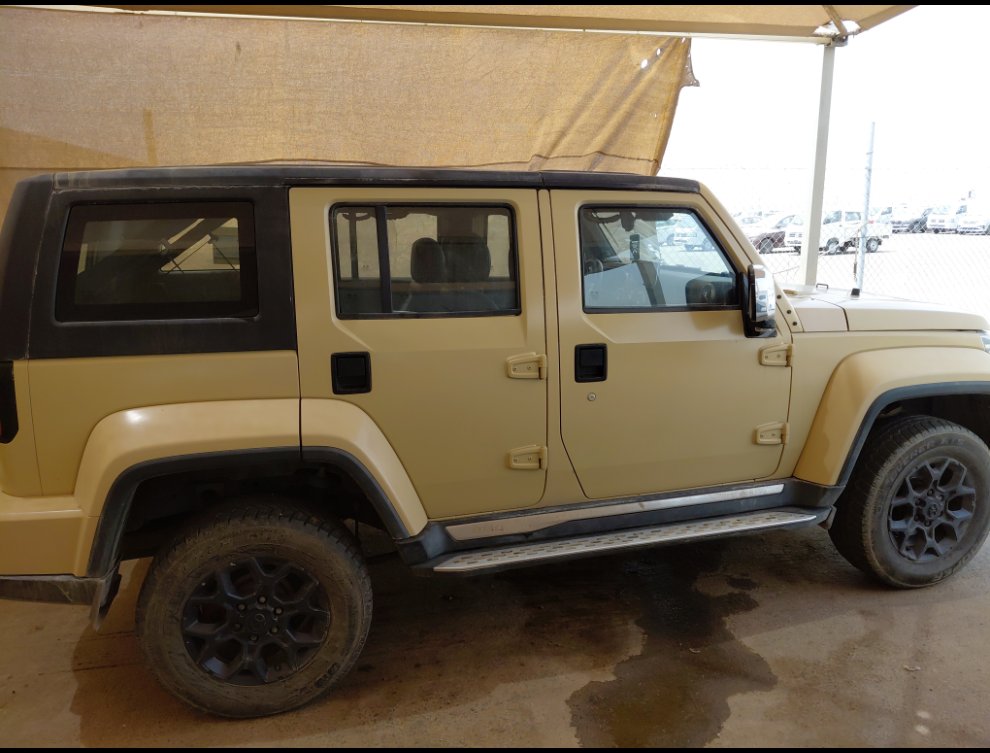 BAIC BJ&nbsp;40 PLUS Premium Sport Utility 2022 image