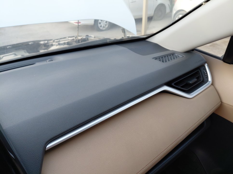 Toyota RAV4 XLE SPORTS UTILITY 2020 image