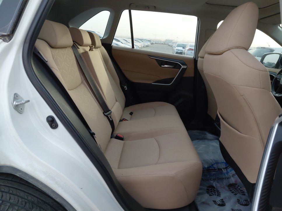 Toyota RAV4 XLE SPORTS UTILITY 2020 image