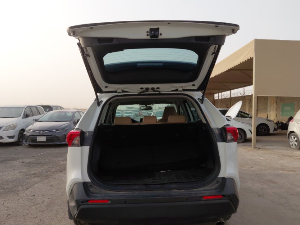 Toyota RAV4 XLE SPORTS UTILITY 2020 image