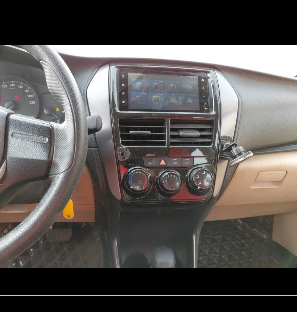 تويوتا يارس SD Y 2022 image