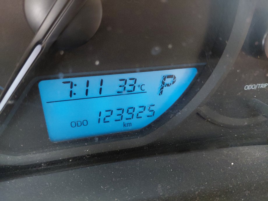 تويوتا يارس SD Y 2022 image