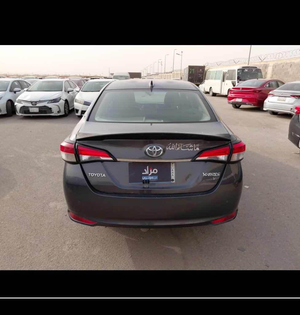 تويوتا يارس SD Y 2022 image